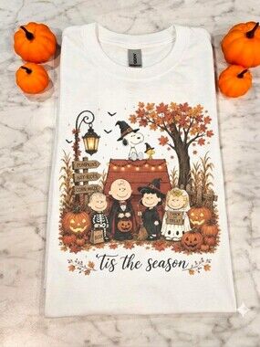 Fall shirt snoopy And Friends cute popular Halloween short sleeve Tshirt